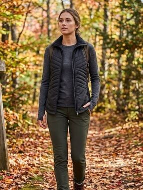 Liv Outdoor Women's Black Quilted Vest - Lightweight Layering Size M | NWOT/FLAW